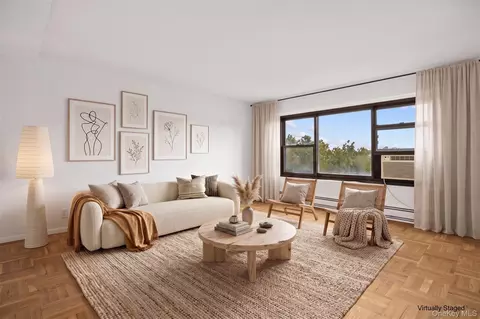 33-34 Crescent St #7D, Astoria, NY 11106