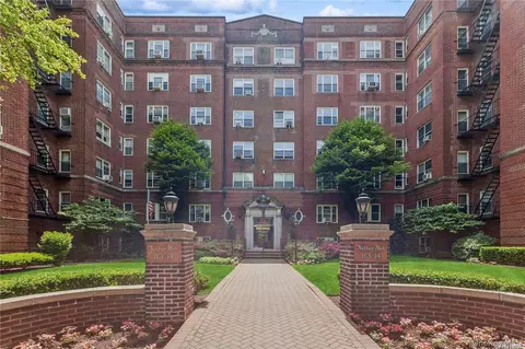 113-14 72nd Rd #3-F, New York, NY 11375
