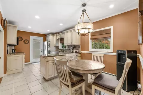 Other - 3 Jerold St, Plainview, NY 11803 photo 2 of 6