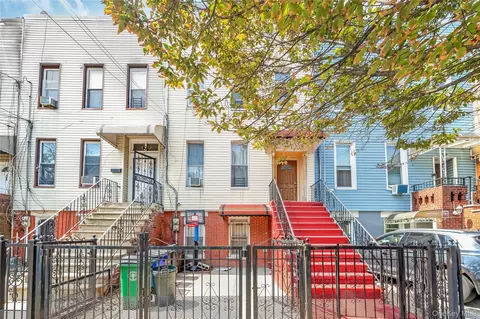 150 Norwood Ave, Brooklyn, NY 11208