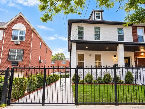 628 Leland Ave, New York, NY 10473