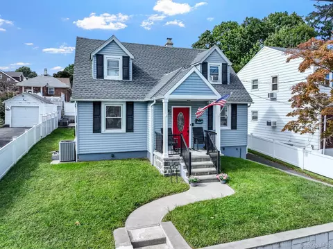 Exterior - 95 Aka 93 Sumner Ave, Yonkers, NY 10704 photo 2 of 5