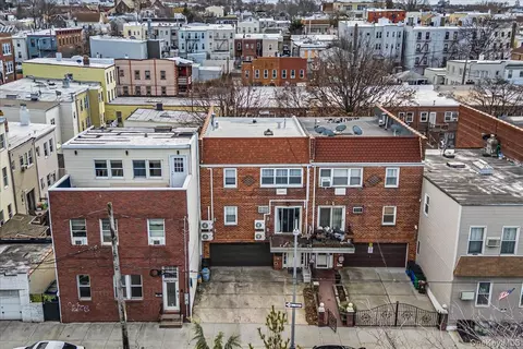60-30 55th Dr, New York, NY 11378