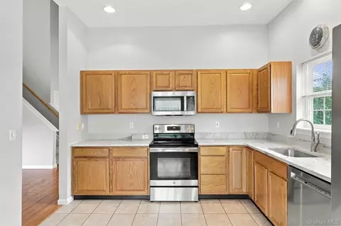 Kitchen - 60 Tee Ln, Red Hook, NY 12571 photo 2 of 3