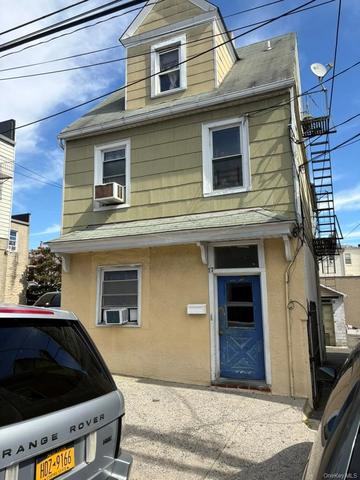 17 3rd St, New Rochelle, NY 10801
