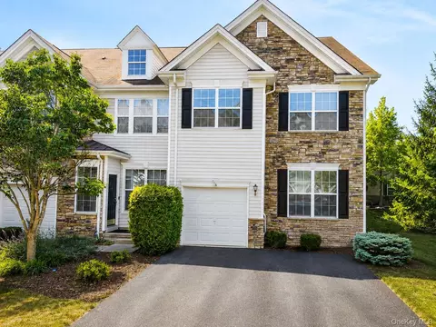 116 Barr Ln, Monroe, NY 10950