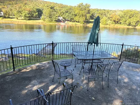 271 W Main St, Port Jervis, NY 12771