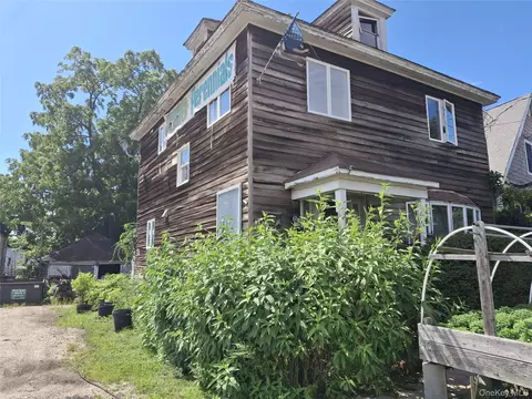 164 Little East Nck, West Babylon, NY 11704