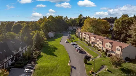 View/Area - 5 High Meadow Trl #5, Peekskill, NY 10566 photo 1 of 3
