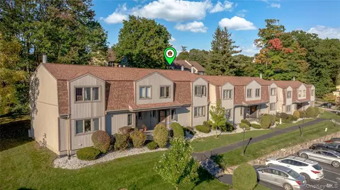 View/Area - 5 High Meadow Trl #5, Peekskill, NY 10566 photo 3 of 3