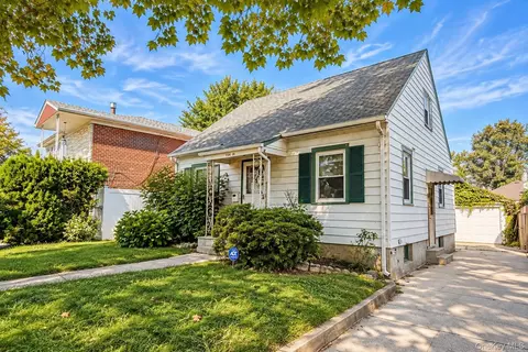 154-19 25th Ave, New York, NY 11357