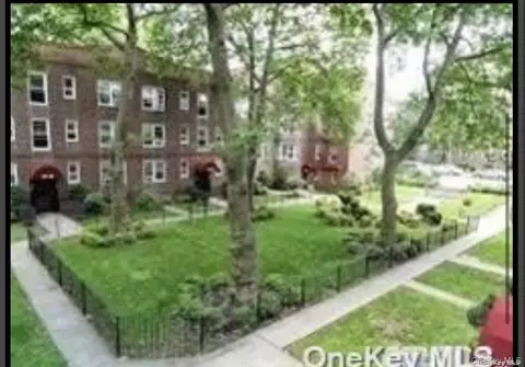141-17 79th Ave #2, Flushing, NY 11367 photo 3