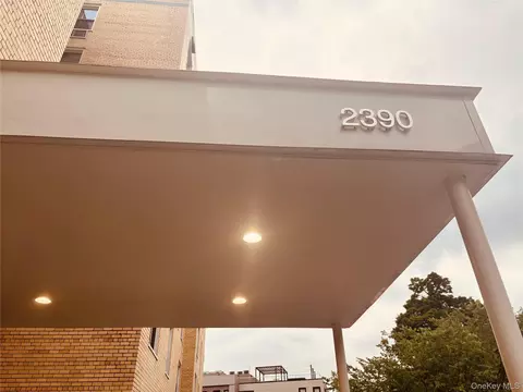 Undisclosed, New York, NY 10463