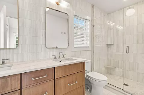 Bath - 72 Orchard Ave, Rye, NY 10580 photo 3 of 6