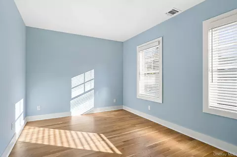 Bedroom - 72 Orchard Ave, Rye, NY 10580 photo 5 of 10