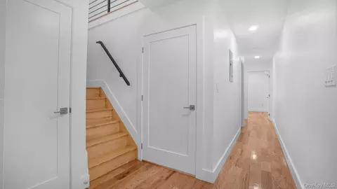 Entry Way - 3964 Duryea Ave, New York, NY 10466 photo 4 of 5
