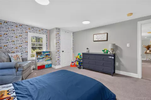 Bedroom - 311 Old Mill Rd, Wallkill, NY 12589 photo 4 of 7
