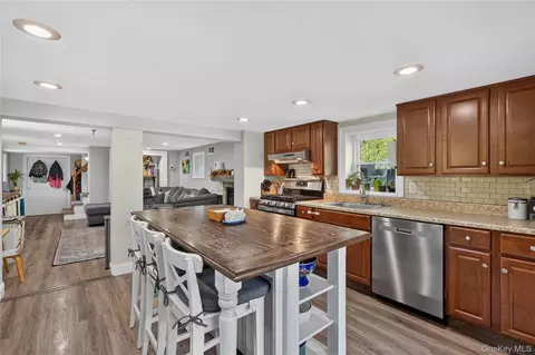 Kitchen - 311 Old Mill Rd, Wallkill, NY 12589 photo 3 of 7