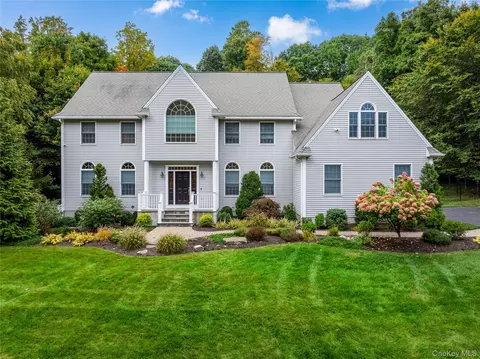 56 Londonderry Ln, Somers, NY 10589