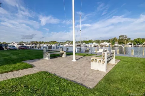 Other - 263 River Ave #19, Patchogue, NY 11772 photo 15 of 17