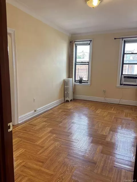 37-16 83 St #3F, New York, NY 11372