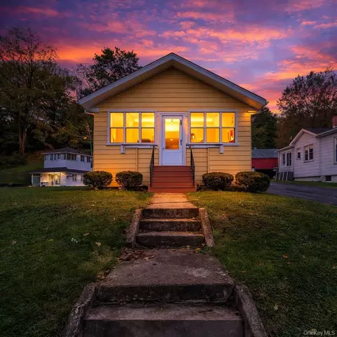 35 High St, Minisink, NY 10988