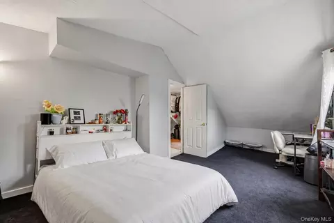 Bedroom - 2 Iris Rd, Cornwall, NY 12518 photo 6 of 11
