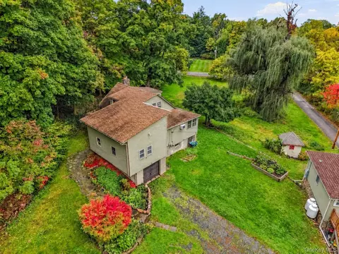 Other - 2 Iris Rd, Cornwall, NY 12518 photo 1 of 8