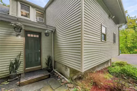 Other - 2 Iris Rd, Cornwall, NY 12518 photo 2 of 8