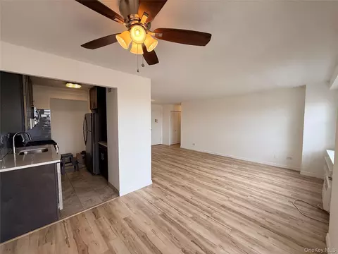 2550 Olinville Ave #15H, New York, NY 10467