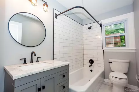 Bath - 616 Union Ave, Peekskill, NY 10566 photo 1 of 3