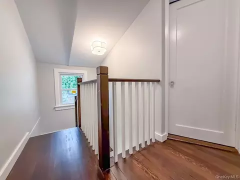 Entry Way - 616 Union Ave, Peekskill, NY 10566 photo 4 of 6