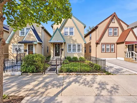 2727 Morgan Ave, New York, NY 10469