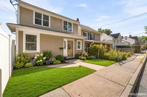 Exterior - 629 Belden St, Peekskill, NY 10566 photo 2 of 3