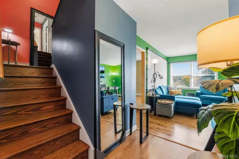Entry Way - 629 Belden St, Peekskill, NY 10566 photo 6 of 11