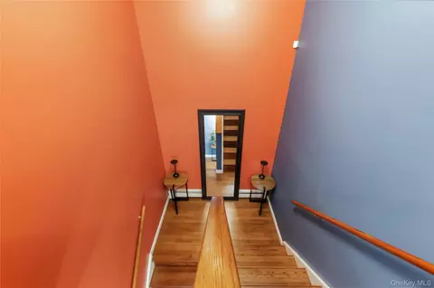 Entry Way - 629 Belden St, Peekskill, NY 10566 photo 7 of 11