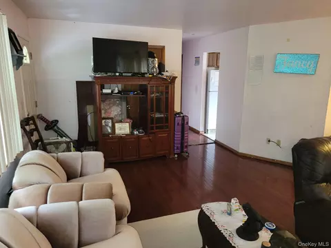 Living - 200 South Ave, Poughkeepsie, NY 12601 photo 1 of 1