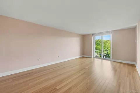 Living - 720 Milton Rd #N4E, Rye, NY 10580 photo 6 of 6