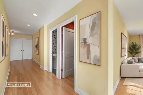 Entry Way - 720 Milton Rd #N4E, Rye, NY 10580 photo 1 of 3