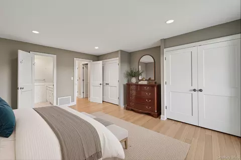 Bedroom - 720 Milton Rd #N4E, Rye, NY 10580 photo 4 of 5