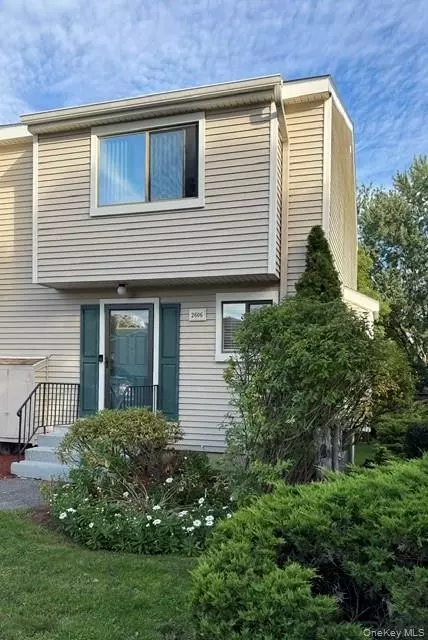 2606 Village Dr, Southeast, NY 10509