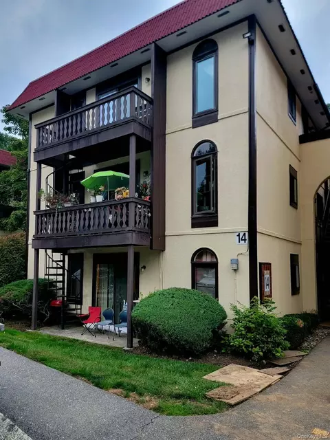 14 Granada Cres #19, Greenburgh, NY 10603