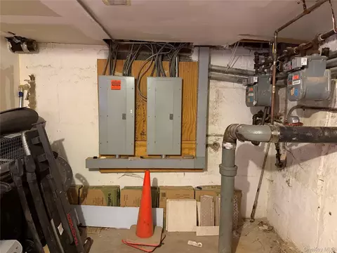 145-04 14th Ave, New York, NY 11357 photo 8