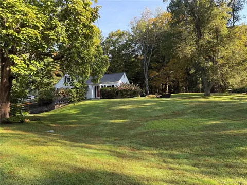 811 Route 35, Lewisboro, NY 10518