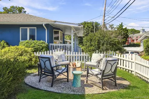 Exterior - 3 Garden Dr, Rye, NY 10580 photo 3 of 4