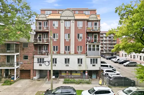 143-36 37th Ave #5A, Flushing, NY 11354