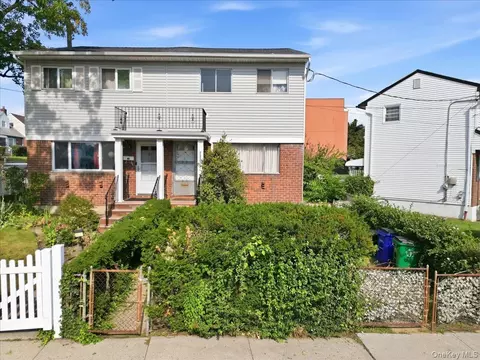 20229 120th Ave, New York, NY 11412