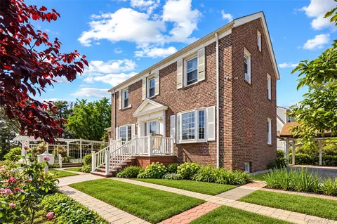 Exterior - 171-03 45th Ave, Flushing, NY 11358 photo 3 of 4