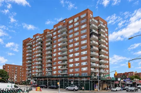 85-15 Main St #10G, Briarwood, NY 11435