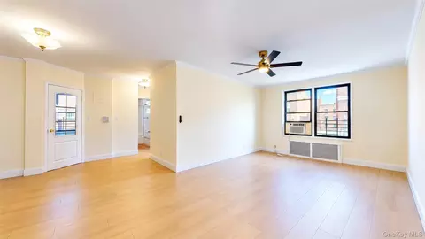 83-85 116th St #6D, New York, NY 11415